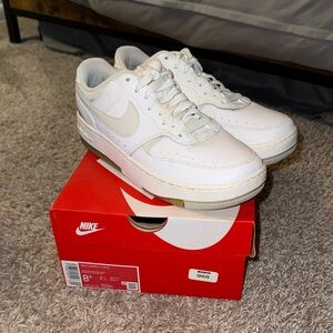 Nike Gamma Force White/Phantom-Light Bone